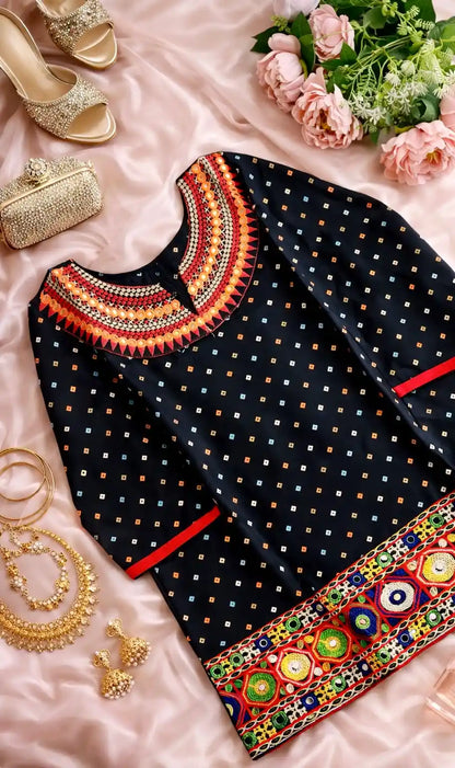Bandhej Black Gamti Kurta