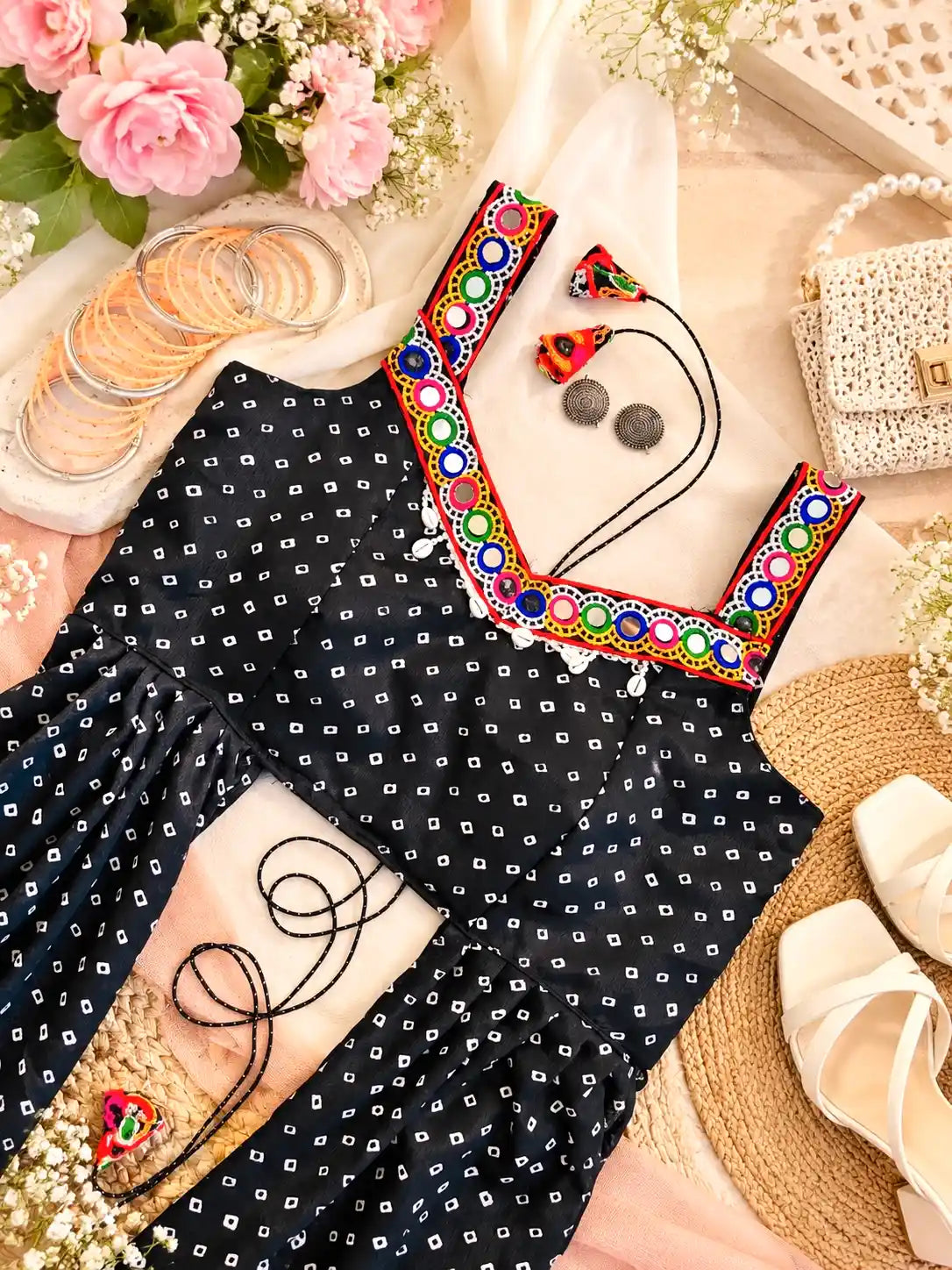 Black Bandhej Gamti Gulnaz Kurta
