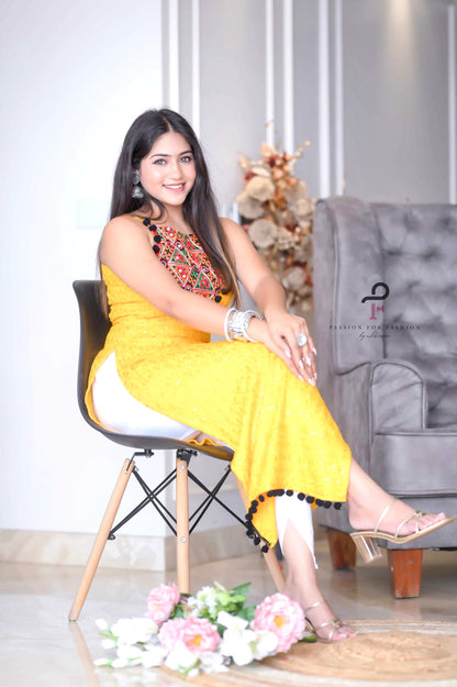 Bloom Yellow Gulnaz Embroidered Kurta