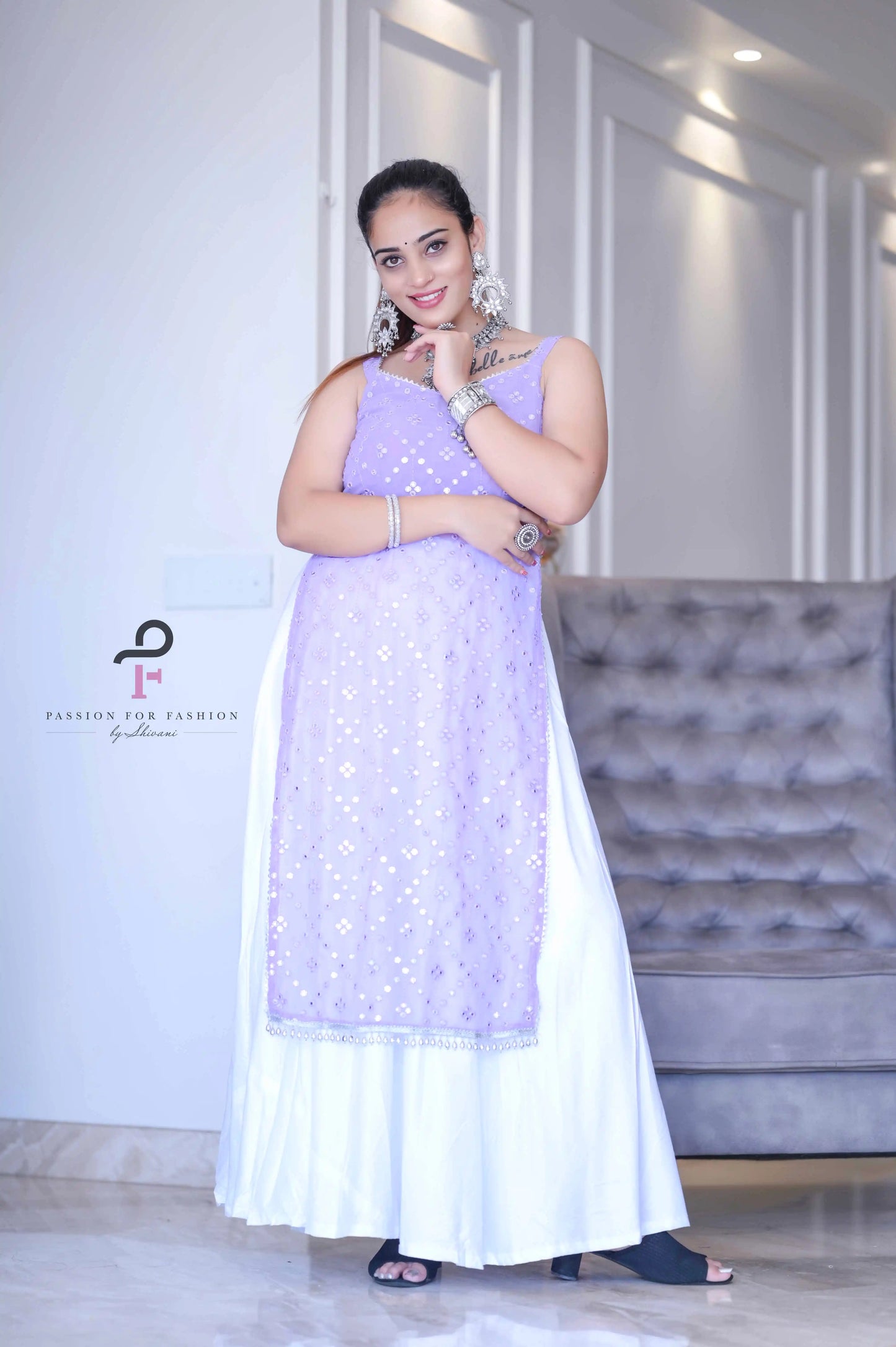 Dazzle Lilac Gulnaz Embroidered Kurta