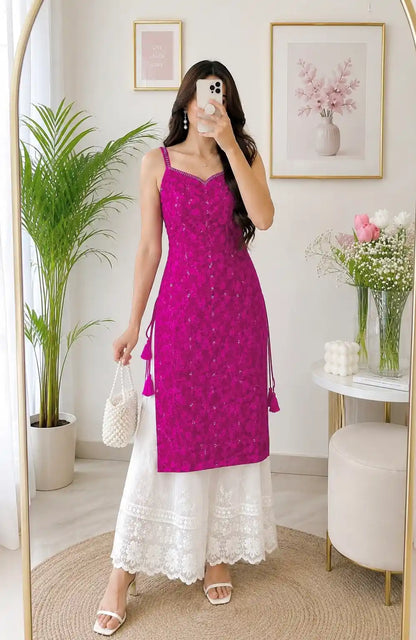 Gulnaz Fuchsia Embroidered Straight Kurta
