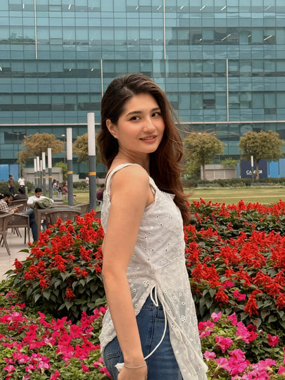 Himani’s White Chikankari Mirror Kurta
