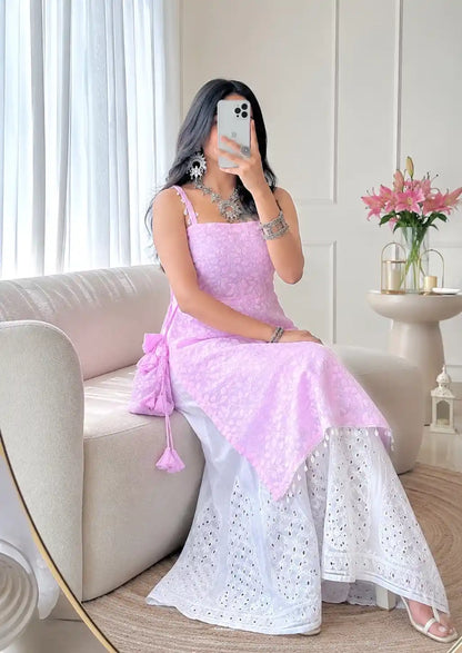 Blossom Shell Embroidered Gulnaz Kurta