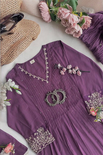 Elegant Purple Embroidered Kurta Set
