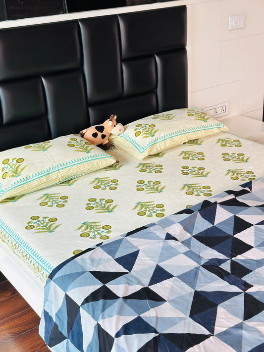 Arctic Jaipuri Geometric Comforter