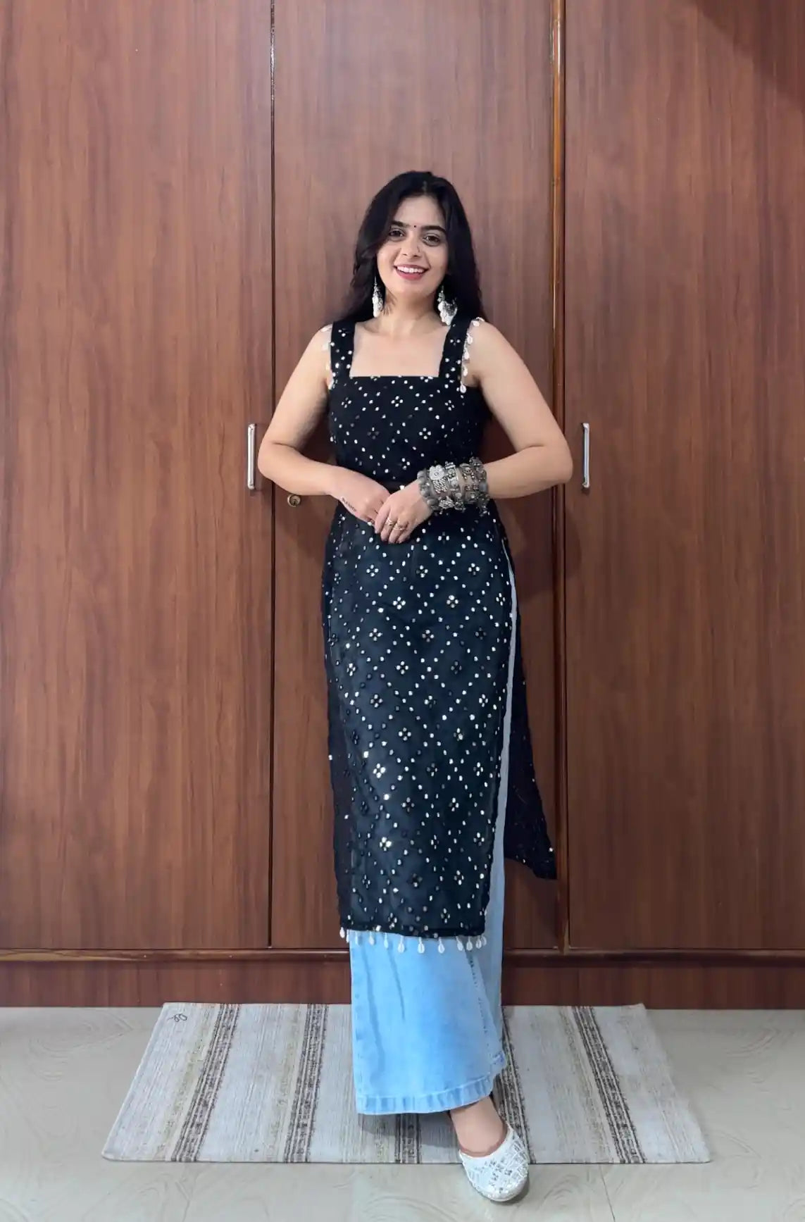 Santoshi’s Black Embroidered Gulnaz Kurta