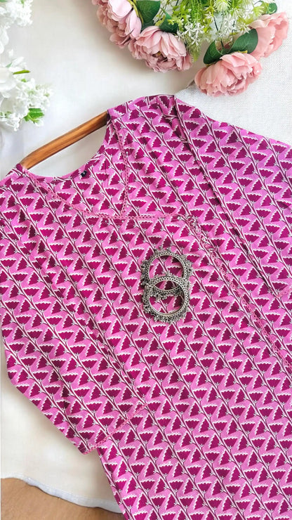 Pink Lotus Mul Budget Kurta