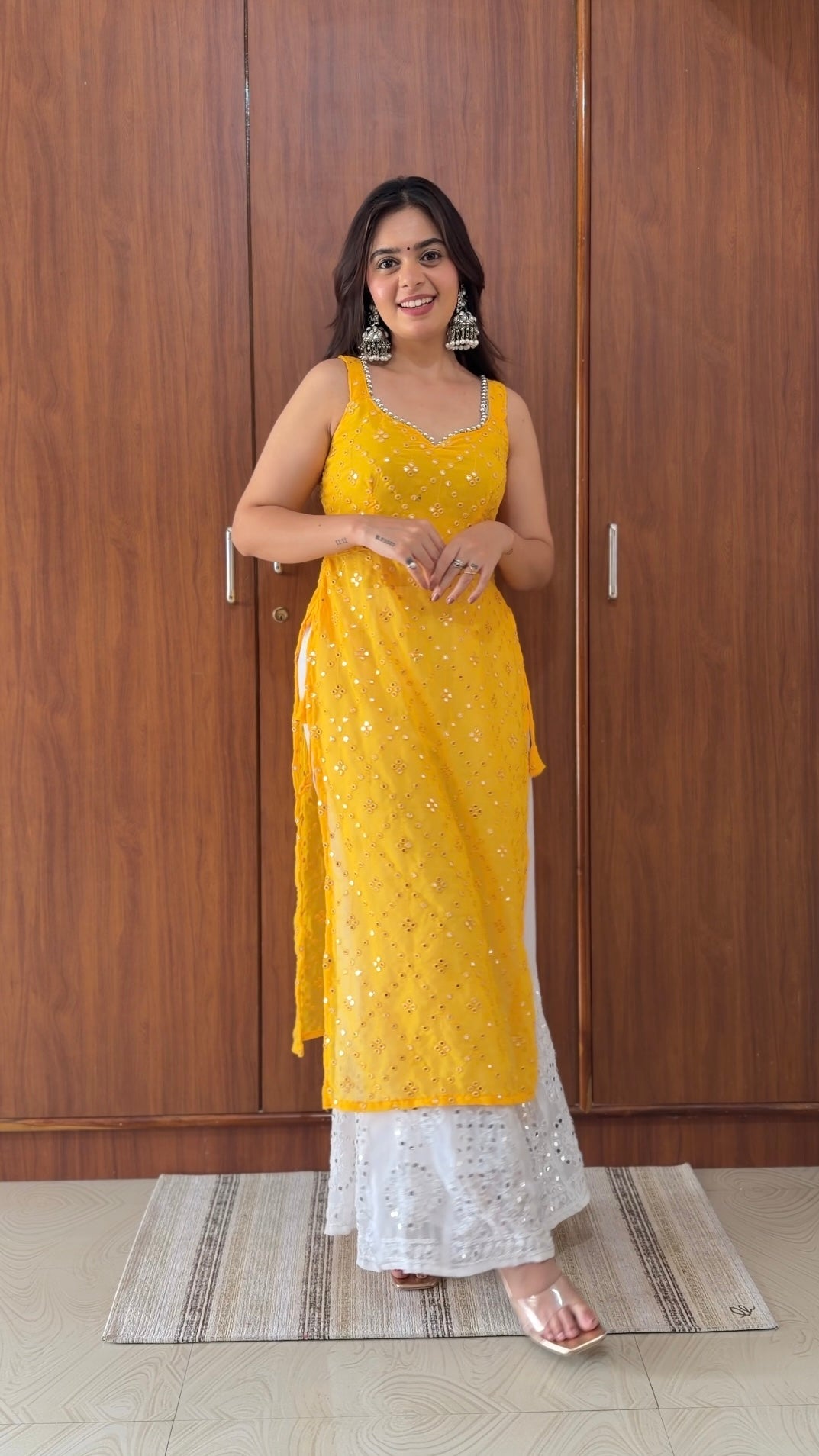 Santoshi’s Yellow Gulnaz Mirror Kurta