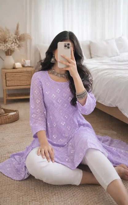 Daisy Lilac Mirror Gulnaz Kurta