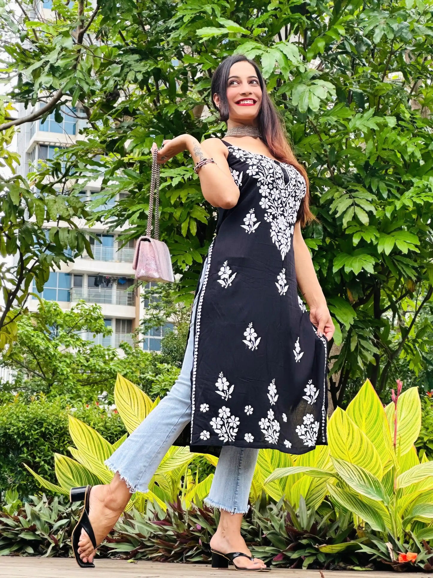 Noor Noir Chikankari Kurta