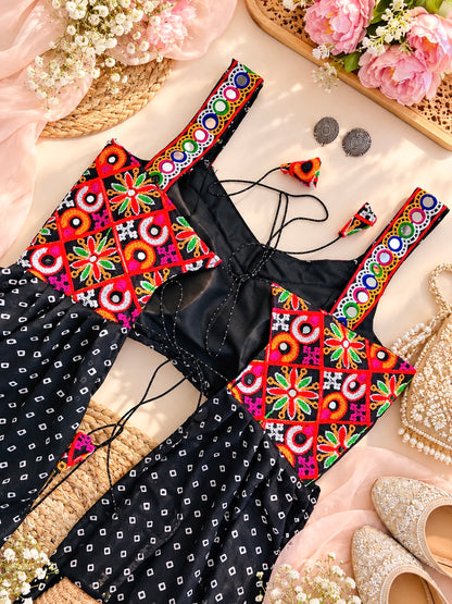 Black Bandhej Gamti Gulnaz Kurta