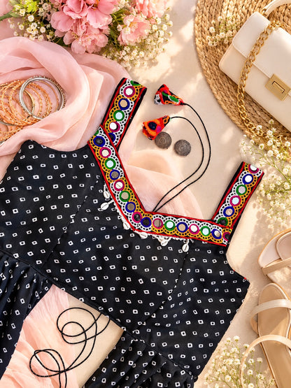 Black Bandhej Gamti Gulnaz Kurta