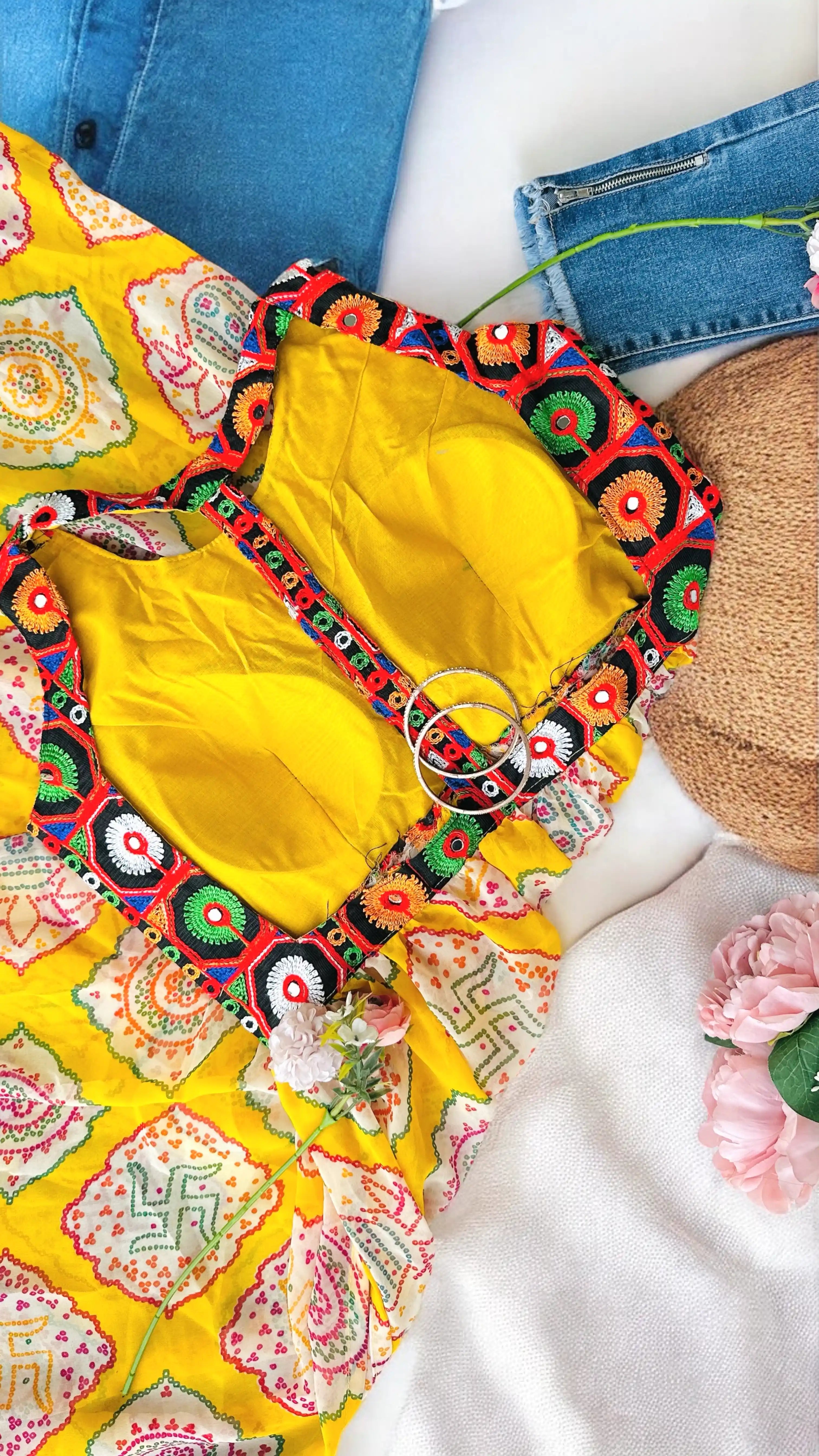 Gamti Bandhej Gulnaz Kurta