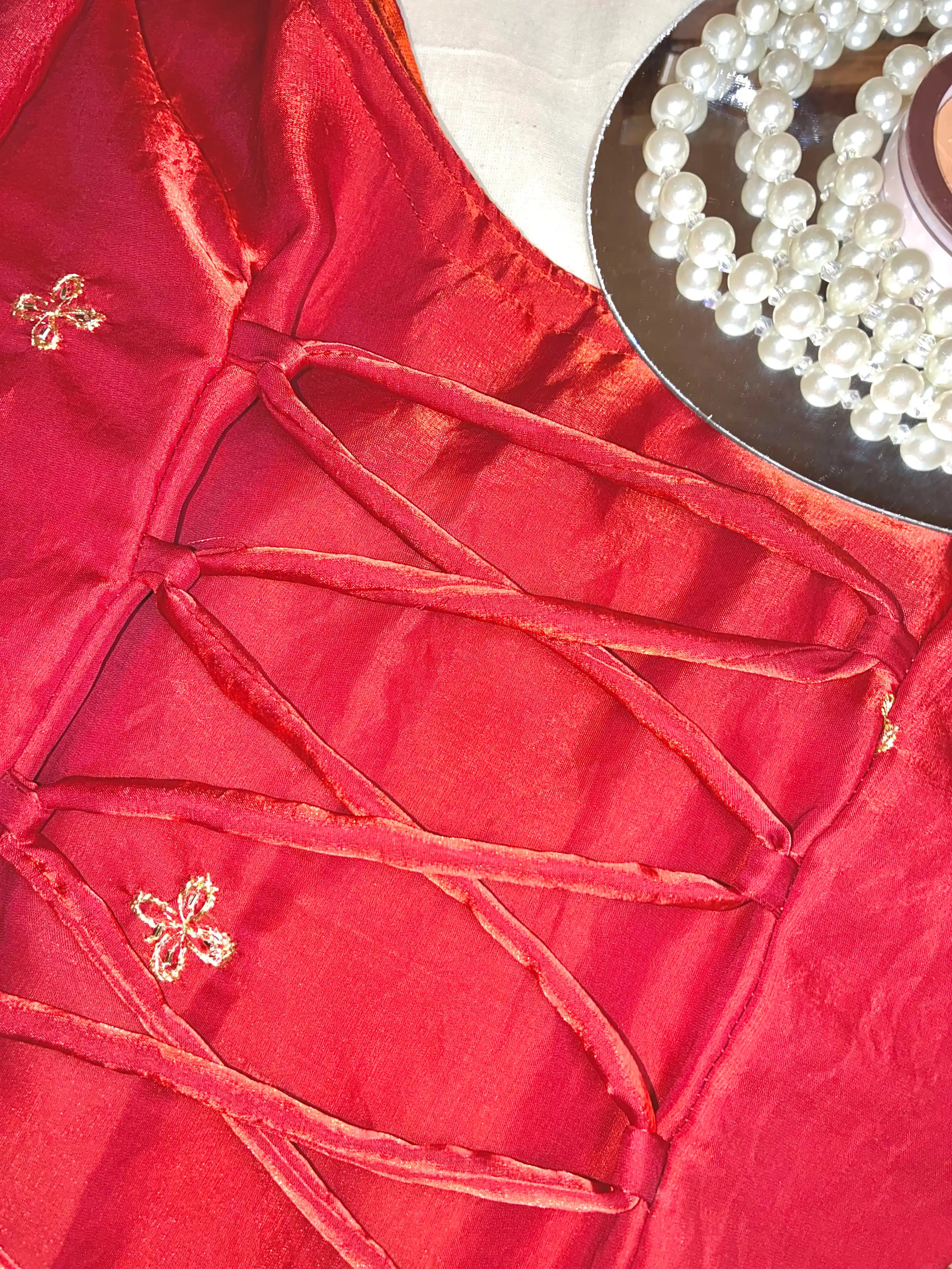 Scarlet Embroidered Motif Gulnaz Kurta
