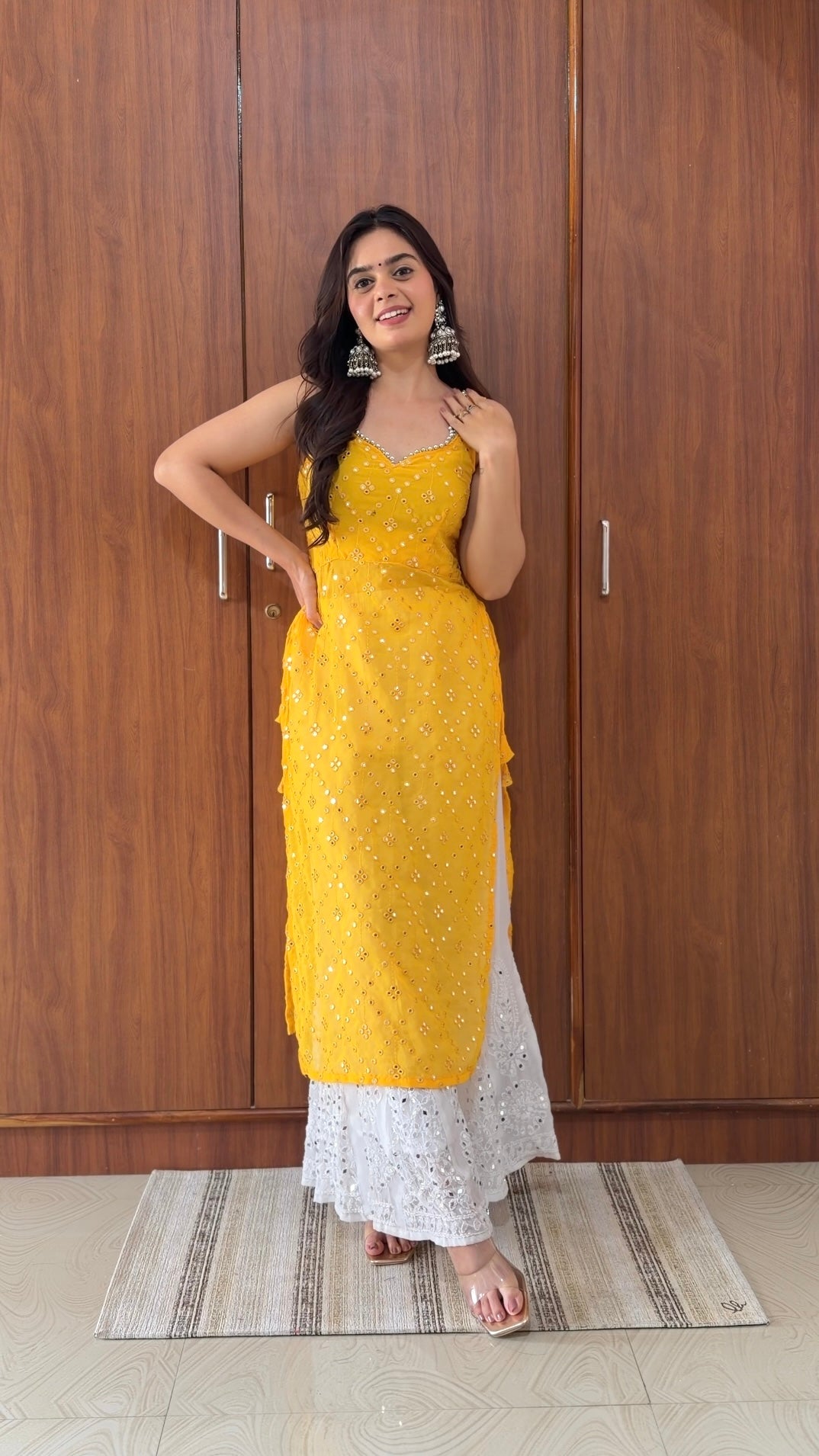 Santoshi’s Yellow Gulnaz Mirror Kurta