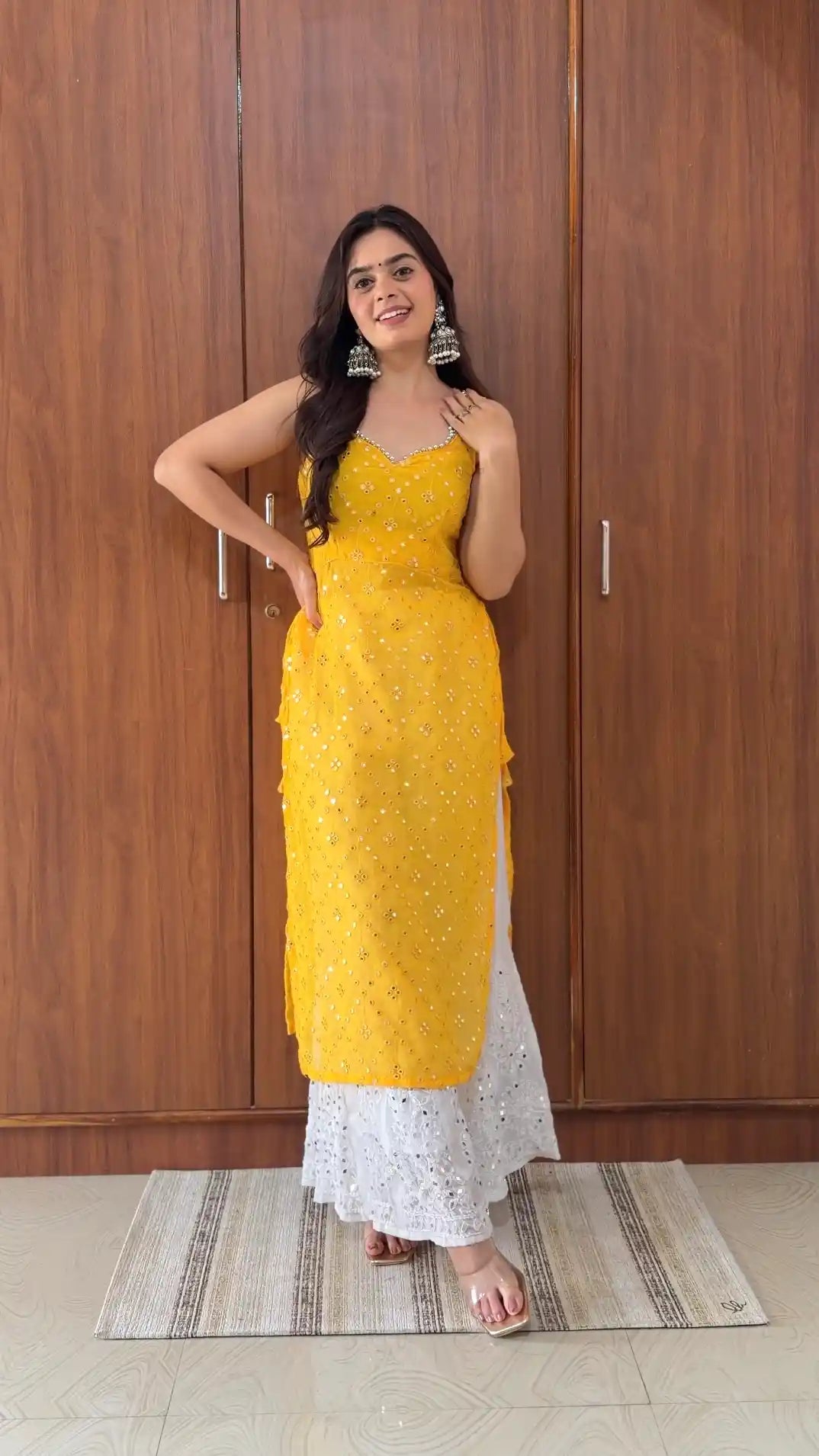 Santoshi’s Yellow Gulnaz Mirror Kurta