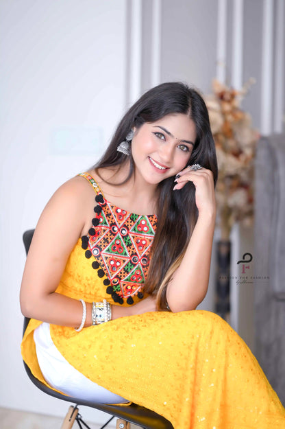 Bloom Yellow Gulnaz Embroidered Kurta
