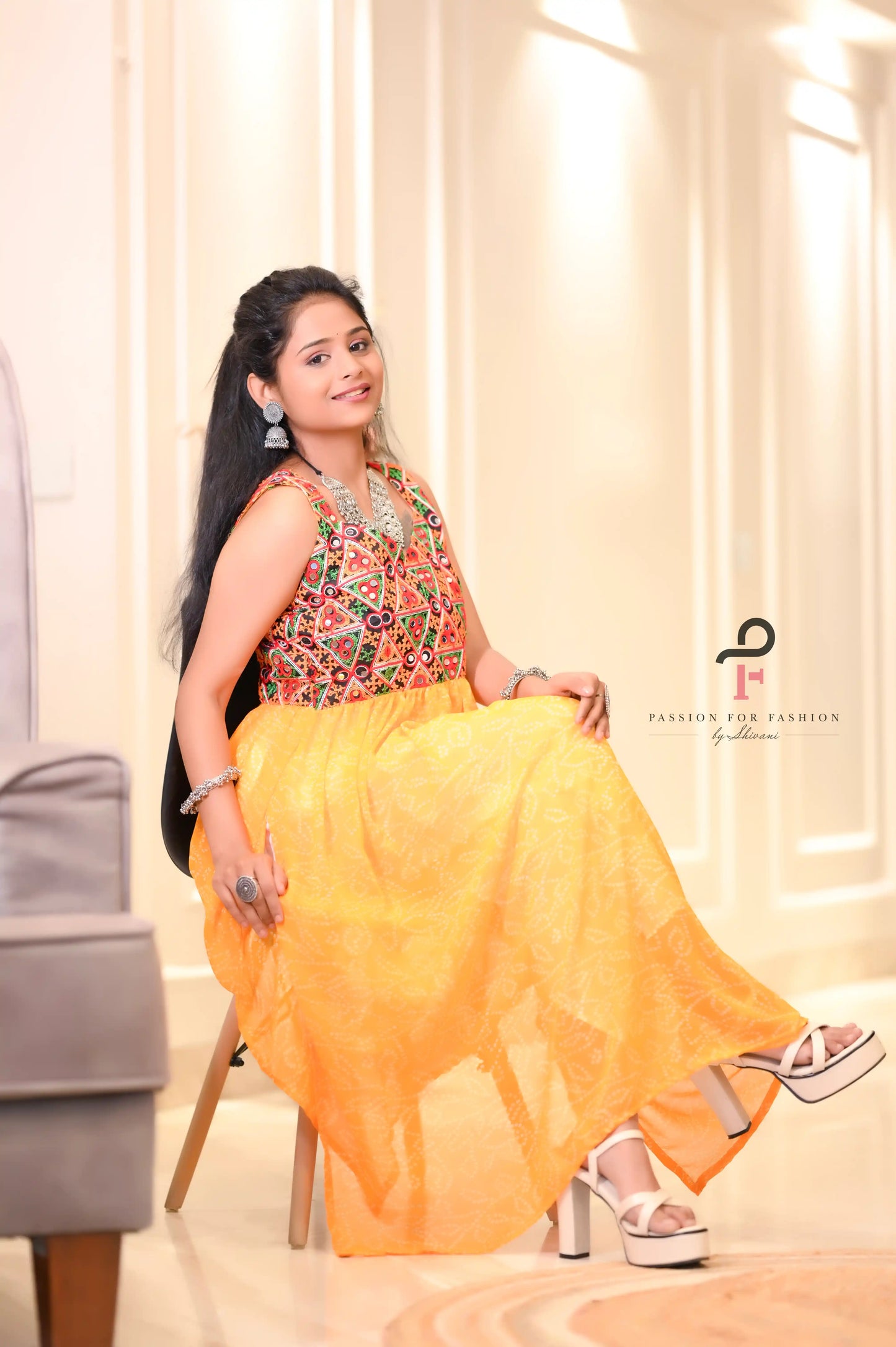 Bloom Bandhni Gamti Gulnaz Kurta