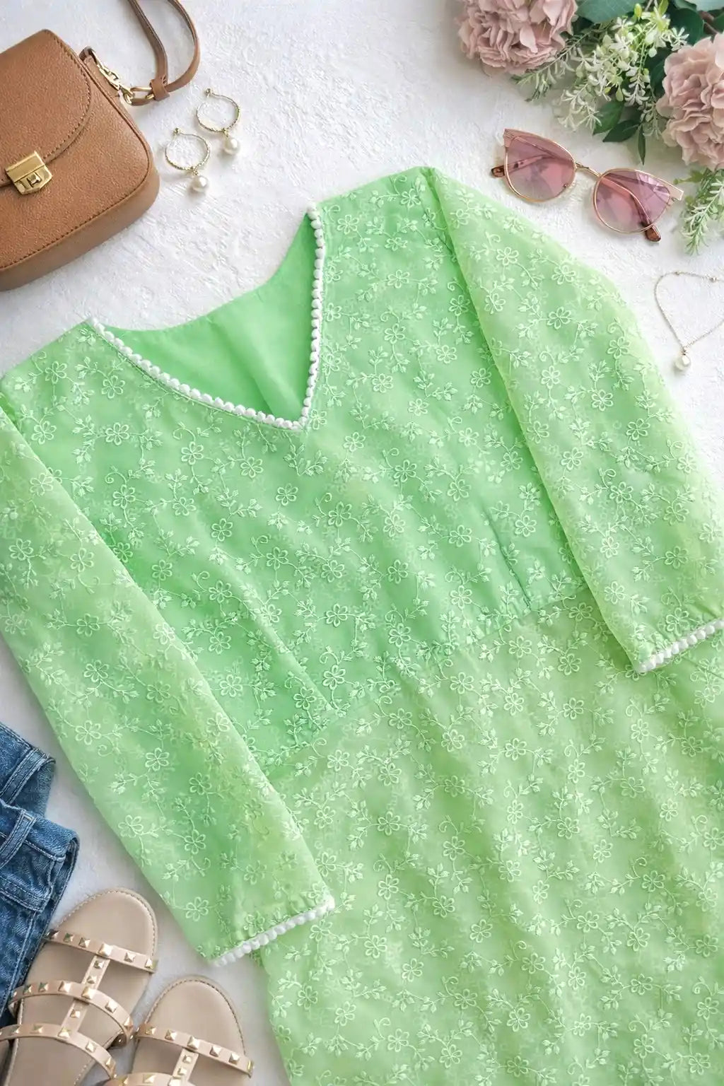 Gulnaz Mint Chikankari Lace-Up Kurta