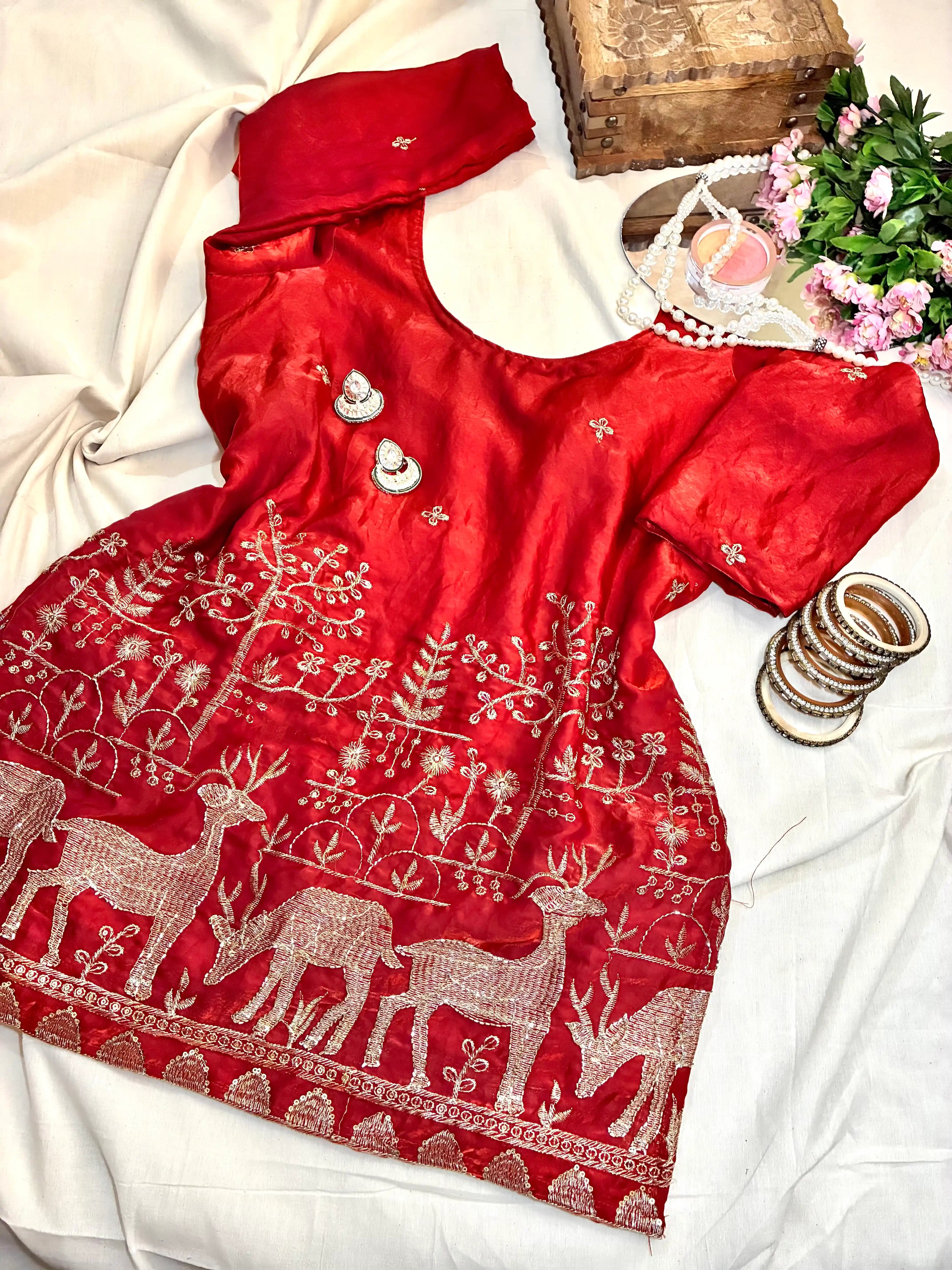 Scarlet Embroidered Motif Gulnaz Kurta