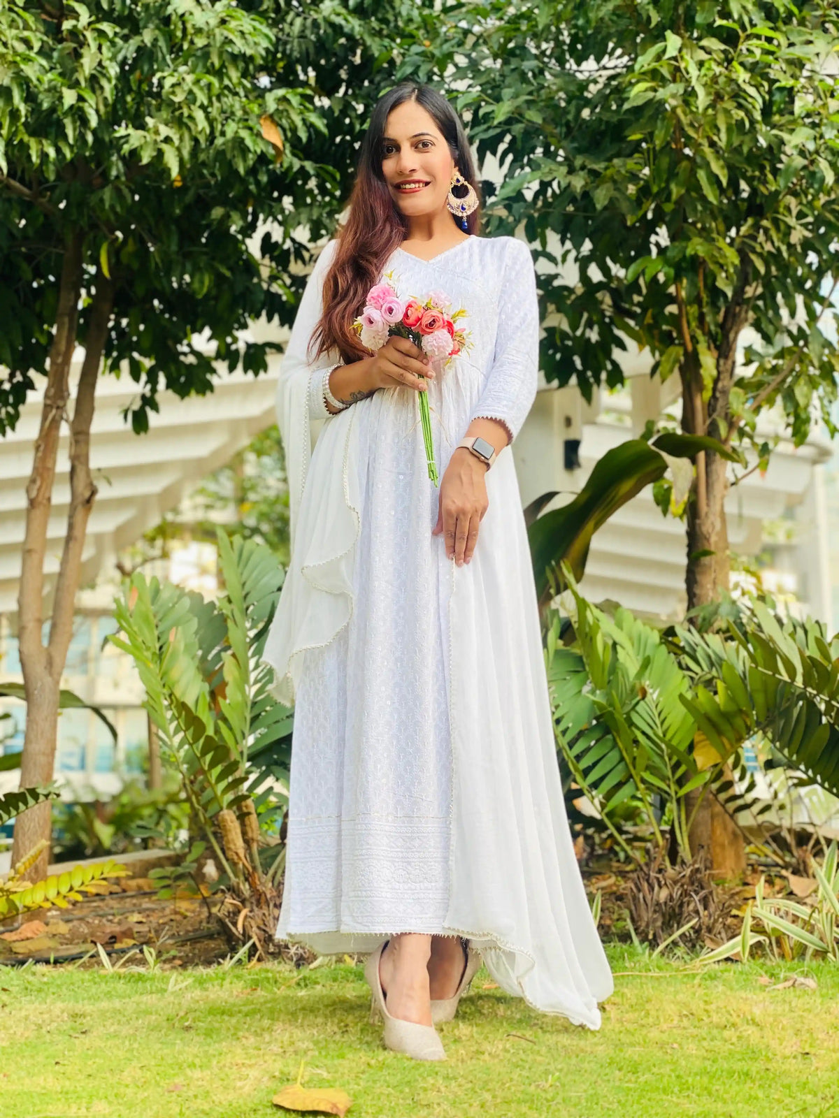 Noor Safa White Sequence Set