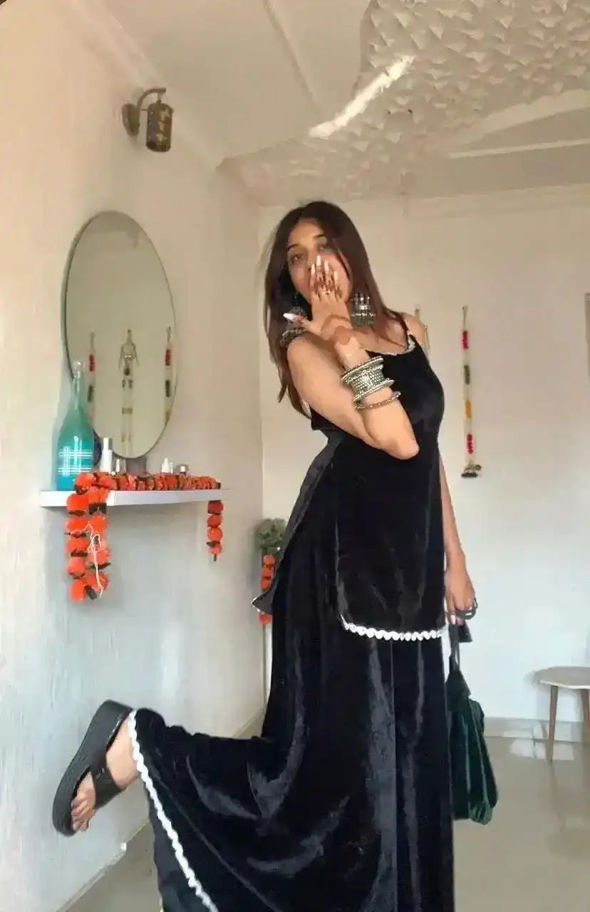 Meher's Daisy Black Gulnaz Ensemble - Passion for Fashion by Shivani