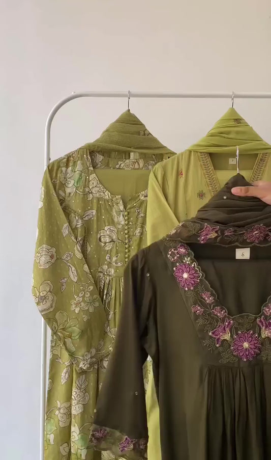 Rich Green Embroidered Suit Set