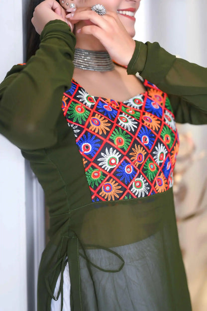Avery Green Gulnaz Embroidered Kurta