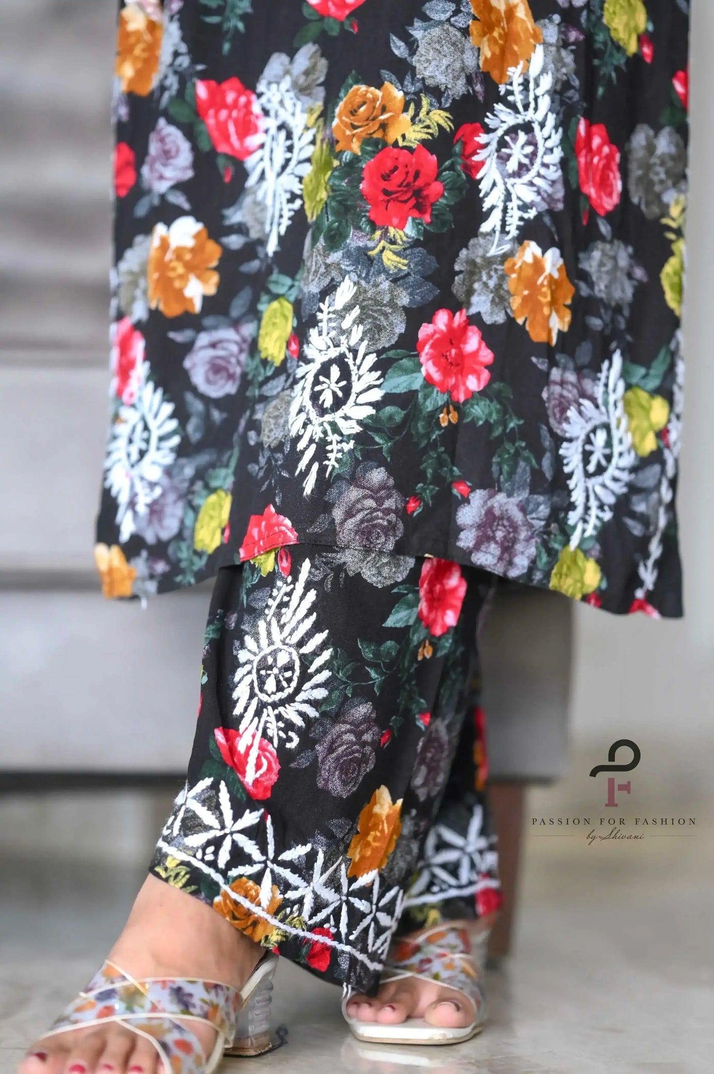 Classic Black Nazakat Chikan Noor Set