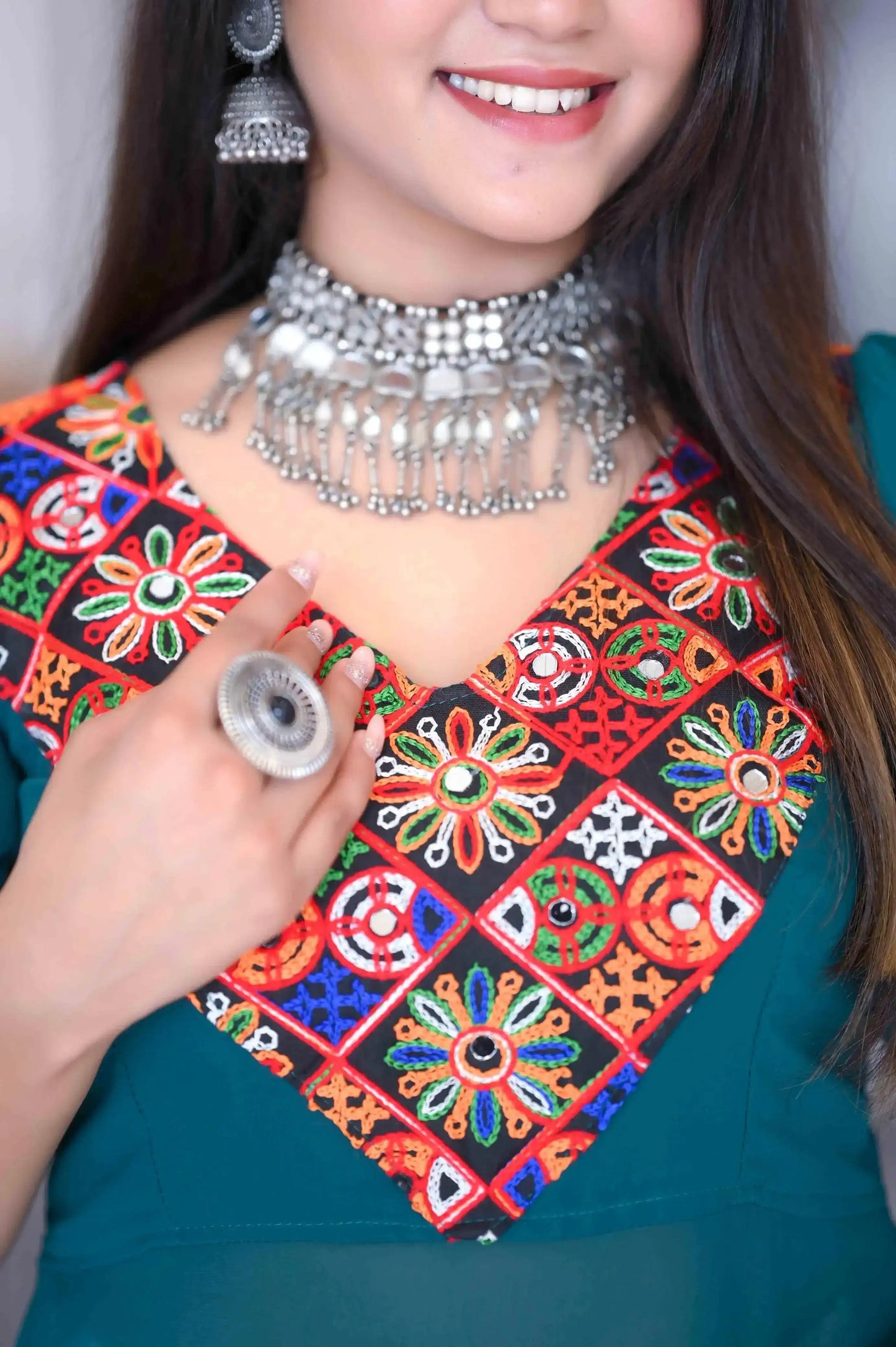 Khoobsurat Turquoise Gamti Gulnaz Kurta